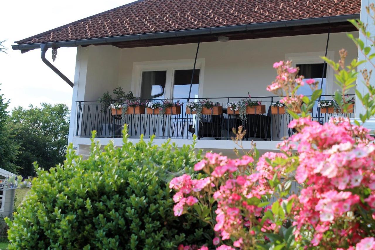 Ferienwohnung Poelzl Chieming Exterior foto
